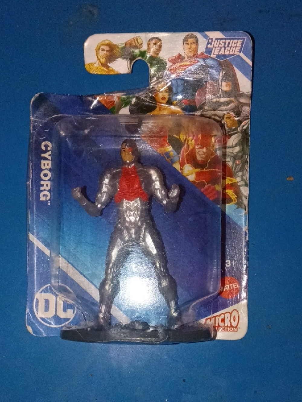 DC Cyborg Micro Figure - Silver & Red